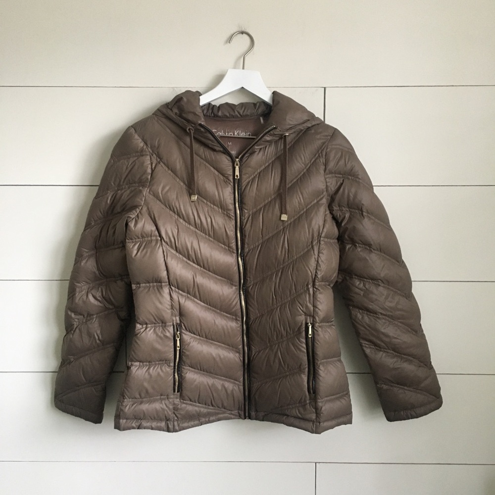 Calvin Klein down puffer jacket coat medium brown
